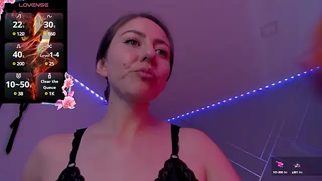 Ich Bin Julia online show from January 7, 4:48 pm