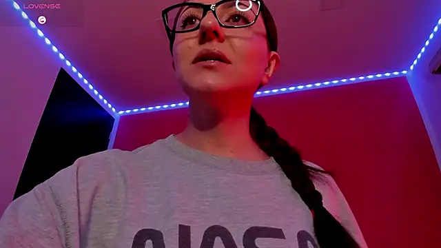 Ich Bin Julia online show from June 2, 9:44 am