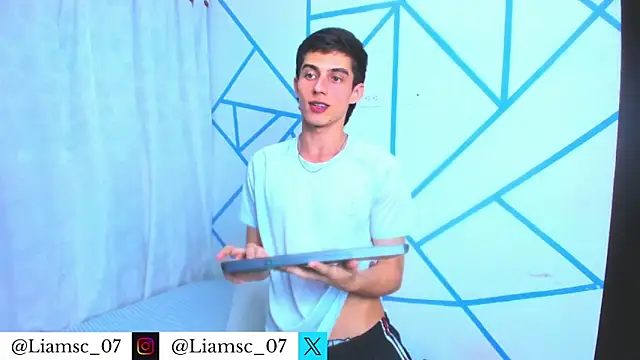 liam scott77 online show from November 24, 1:38 am