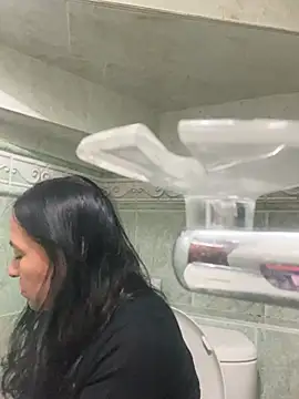 Snapshot of Freya_Artemisa chatting on June 6, 10:14 pm Freya Artemisa online show from June 6, 10:14 pm