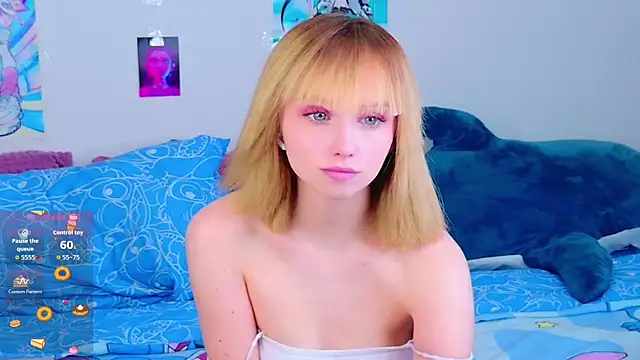 b4by LoL1 online show from August 5, 1:25 pm