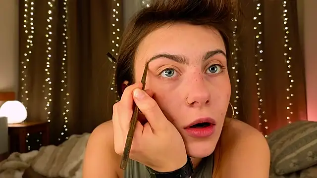 Snapshot of tomorrows_day chatting on January 5, 9:07 pm tomorrows day online show from January 5, 9:07 pm