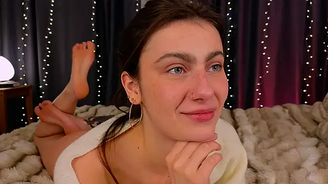 Snapshot of tomorrows_day chatting on February 3, 2:53 am tomorrows day online show from February 3, 2:53 am