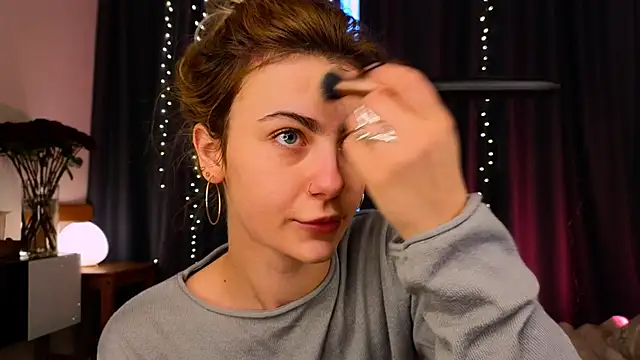 Snapshot of tomorrows_day chatting on March 1, 6:26 am tomorrows day online show from March 1, 6:26 am