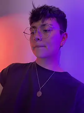 Snapshot of Ashley_Chriss chatting on December 9, 2:45 am Ashley Chriss online show from December 9, 2:45 am