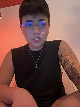 Snapshot of Ashley_Chriss chatting on January 7, 2:31 am Ashley Chriss online show from January 7, 2:31 am