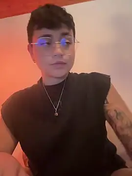 Snapshot of Ashley_Chriss chatting on January 9, 6:59 am Ashley Chriss online show from January 9, 6:59 am