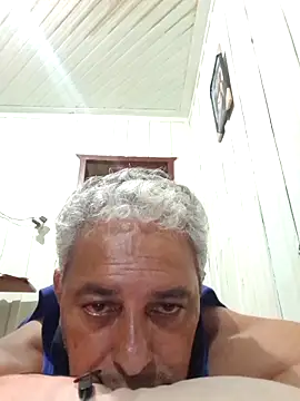 gordonunes online show from February 13, 10:28 pm