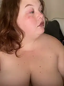 Snapshot of _GodessIsabella_97 chatting on December 21, 2:52 am GodessIsabella 97 online show from December 21, 2:52 am