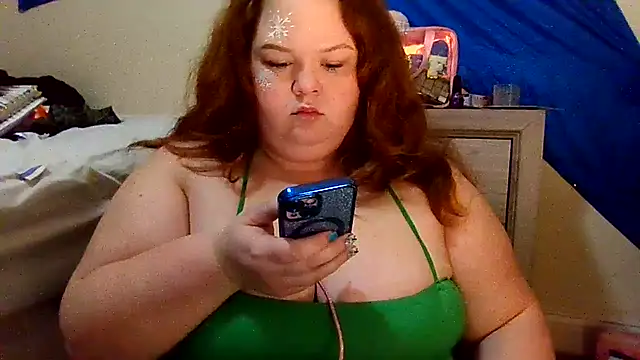 Snapshot of _GodessIsabella_97 chatting on December 23, 11:47 am GodessIsabella 97 online show from December 23, 11:47 am