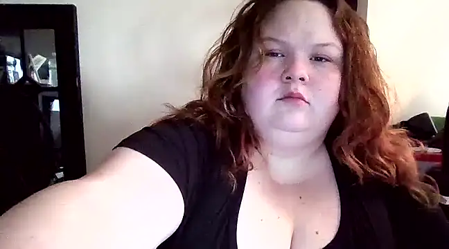 Snapshot of _GodessIsabella_97 chatting on March 1, 2:02 pm GodessIsabella 97 online show from March 1, 2:02 pm