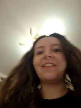 Snapshot of LineaDemie chatting on September 9, 5:34 pm LineaDemie online show from September 9, 5:34 pm