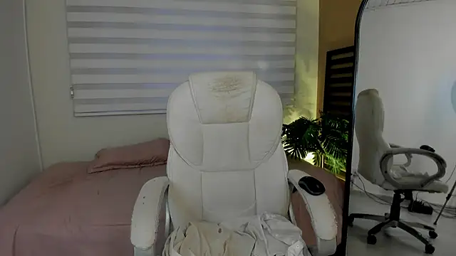 Catyloves online show from January 14, 10:36 pm