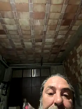 Snapshot of ros217 chatting on November 11, 9:26 pm ros217 online show from November 11, 9:26 pm