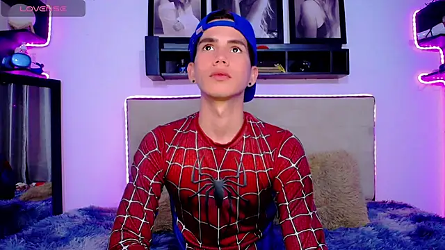 Tayson Rivers online show from December 28, 2:11 am