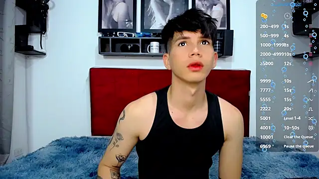 Tayson Rivers online show from January 23, 7:40 pm