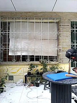 Siriss boyrag online show from December 3, 7:45 pm