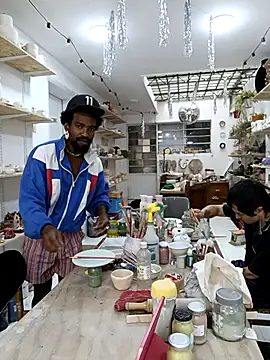 Siriss boyrag online show from February 6, 5:05 pm