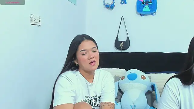 sara mendez2 online show from December 14, 11:31 pm