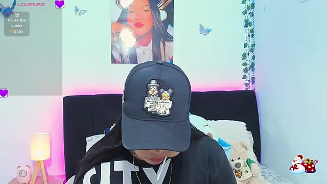 sara mendez2 online show from February 14, 11:12 pm