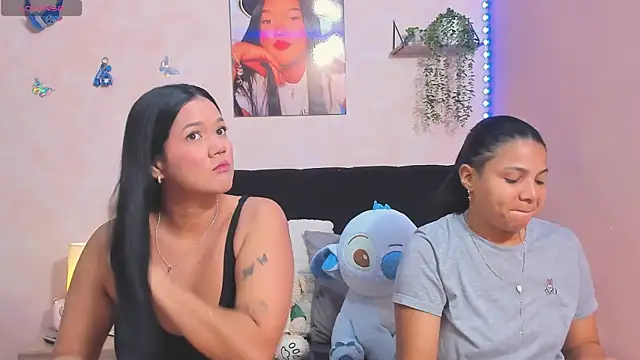 Snapshot of sara_mendez2 chatting on June 30, 11:39 pm sara mendez2 online show from June 30, 11:39 pm