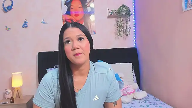 Snapshot of sara_mendez2 chatting on July 27, 11:23 pm sara mendez2 online show from July 27, 11:23 pm