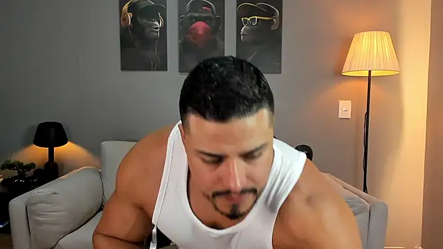 Snapshot of ApoloMakris chatting on November 18, 7:07 pm ApoloMakris online show from November 18, 7:07 pm