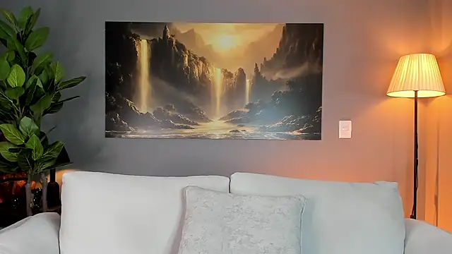 ApoloMakris online show from April 8, 8:20 pm