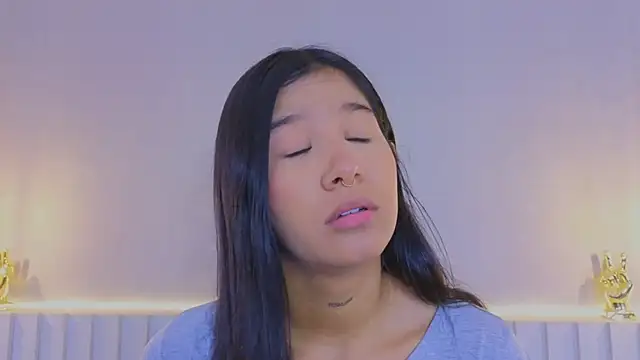 Aida moreno online show from October 8, 11:30 am