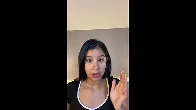 Snapshot of Aida_moreno chatting on May 21, 11:50 am Aida moreno online show from May 21, 11:50 am