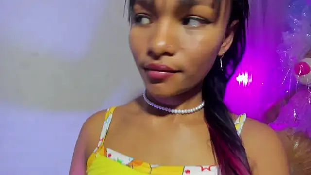 Snapshot of KaattySweet_ chatting on January 17, 10:01 pm KaattySweet online show from January 17, 10:01 pm