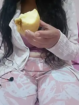 Liyan- online show from November 24, 10:31 pm