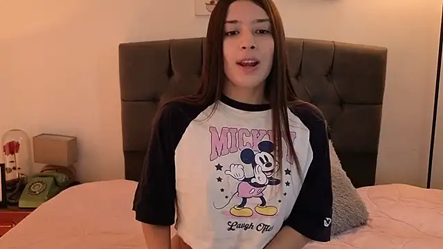 Emma Lombardi online show from April 24, 1:24 pm