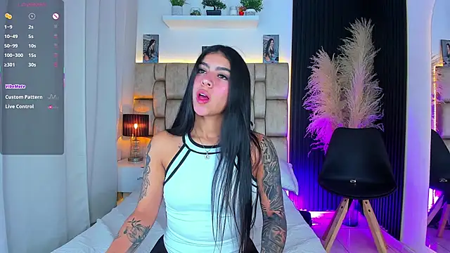 little sophie18 online show from May 28, 7:55 pm
