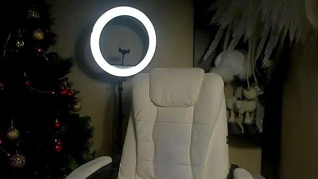 foxy blond online show from December 19, 12:39 am