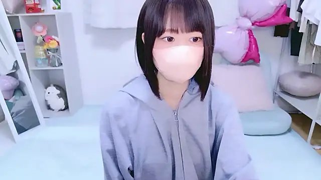 Snapshot of Im_Yu-na chatting on May 10, 12:10 pm Im Yu-na online show from May 10, 12:10 pm
