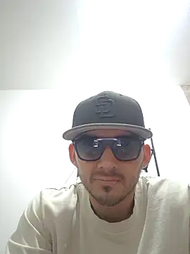 Snapshot of kevinsito1 chatting on May 27, 10:40 pm kevinsito1 online show from May 27, 10:40 pm