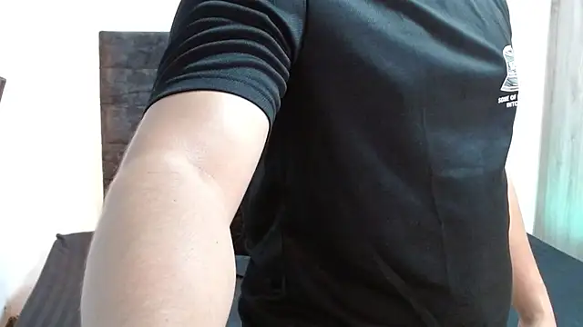 Snapshot of Ian_Daviz chatting on May 29, 5:33 pm Ian Daviz online show from May 29, 5:33 pm