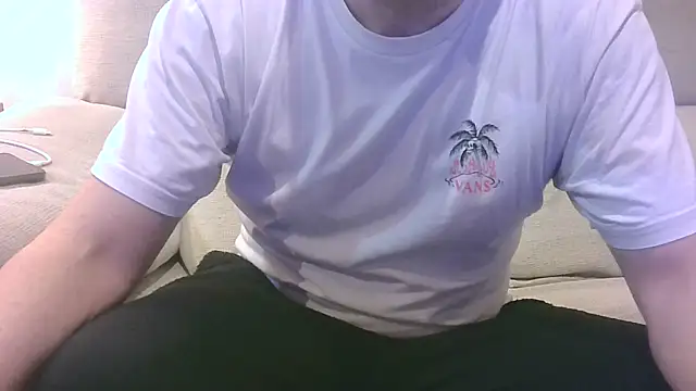 Snapshot of NeneTamy chatting on February 24, 12:03 pm NeneTamy online show from February 24, 12:03 pm