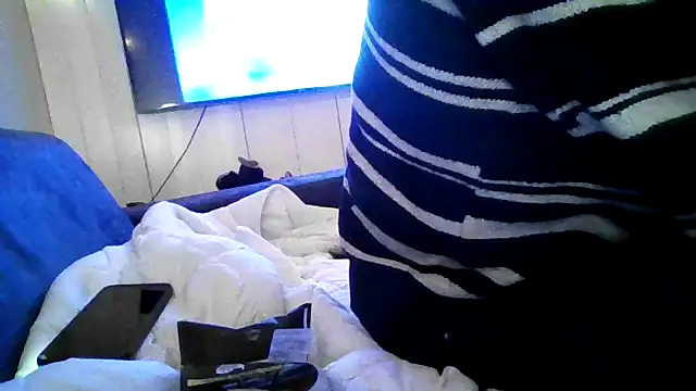 Snapshot of sjorgiogeorge chatting on March 5, 3:35 am sjorgiogeorge online show from March 5, 3:35 am