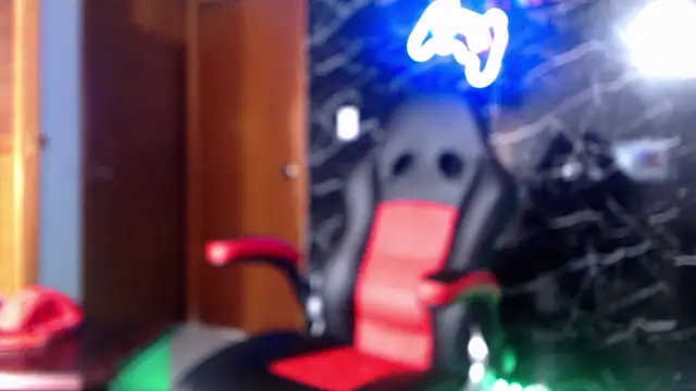 Snapshot of maty_hardx chatting on December 10, 3:55 pm maty hardx online show from December 10, 3:55 pm