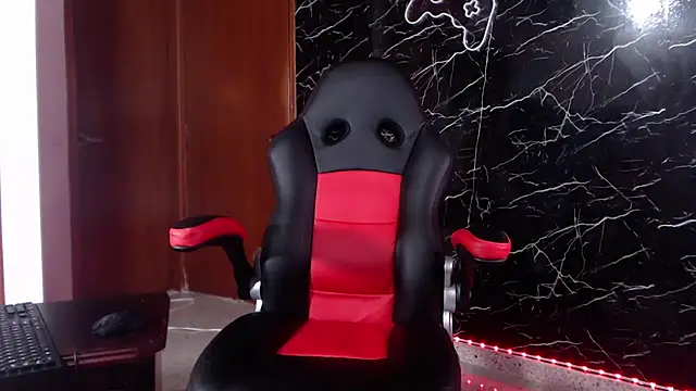 Snapshot of maty_hardx chatting on January 10, 2:02 pm maty hardx online show from January 10, 2:02 pm