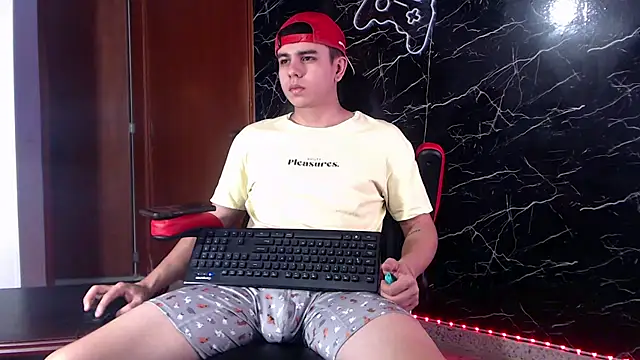 Snapshot of maty_hardx chatting on January 24, 2:30 pm maty hardx online show from January 24, 2:30 pm