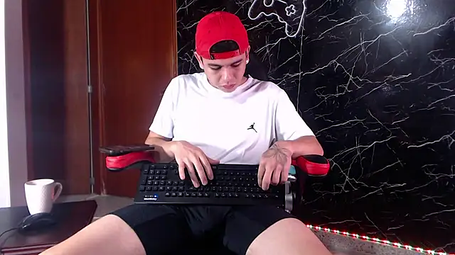 Snapshot of maty_hardx chatting on January 25, 11:44 am maty hardx online show from January 25, 11:44 am