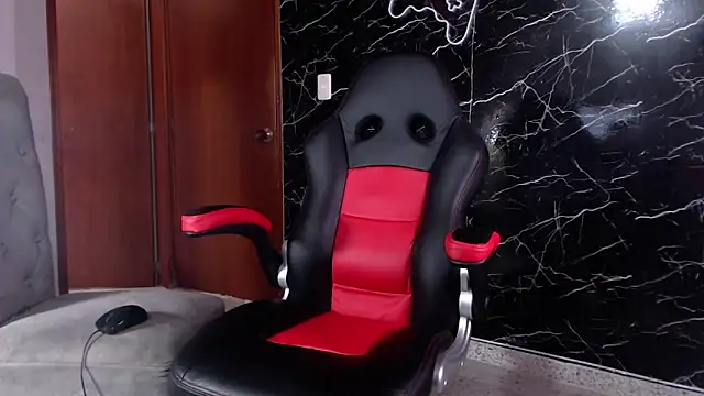 Snapshot of maty_hardx chatting on March 20, 2:32 pm maty hardx online show from March 20, 2:32 pm