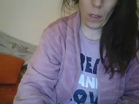 hairygirl80 online show from December 27, 10:05 pm