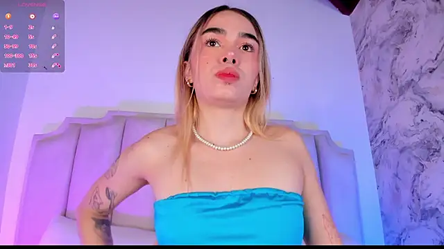 Lucy Vega online show from March 8, 11:48 am