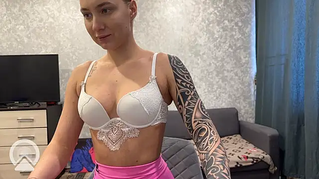 AnneBall online show from February 16, 10:10 am