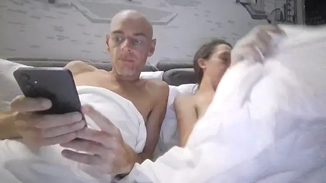 Snapshot of SweetSexySub chatting on October 10, 6:40 pm SweetSexySub online show from October 10, 6:40 pm