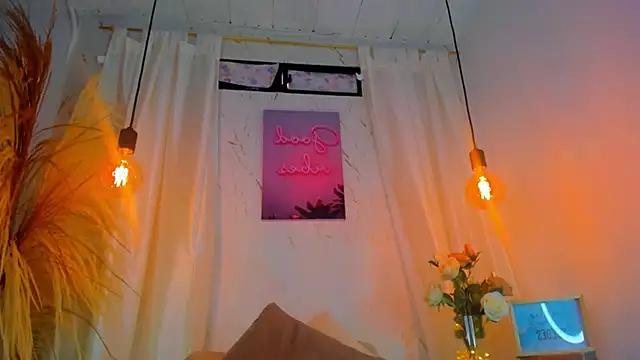 Snapshot of Natasha_hartaman chatting on February 2, 7:14 pm Natasha hartaman online show from February 2, 7:14 pm